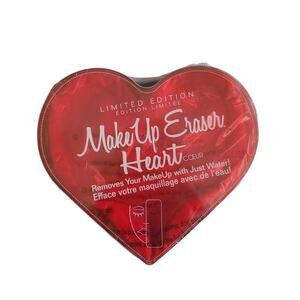 The Original Makeup Eraser Heart New in Package